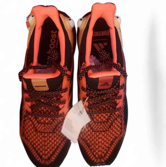 Unisex Adidas UltraBoost Black and Orange Fortnite Sneakers. Size 10/11 - Picture 4 of 9